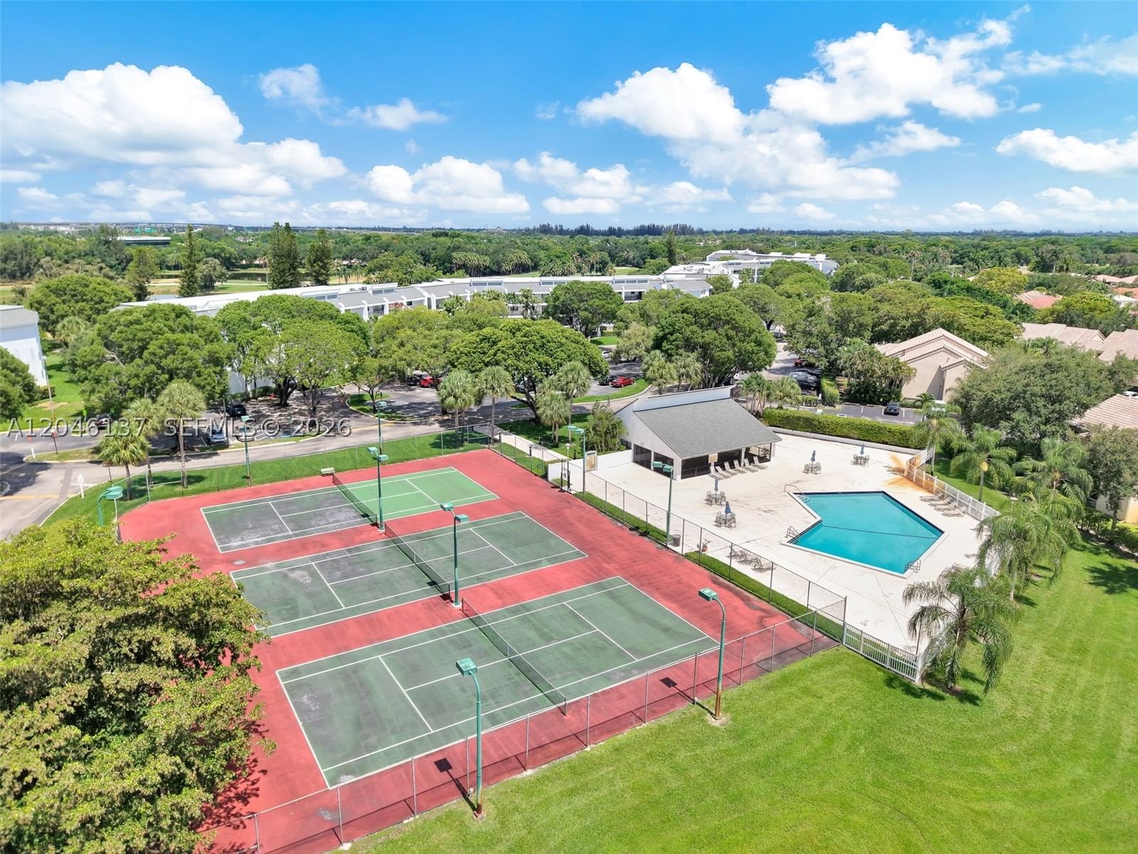 Real estate property located at 16379 Malibu Dr #50, Broward, California Courts Condo, Weston, FL