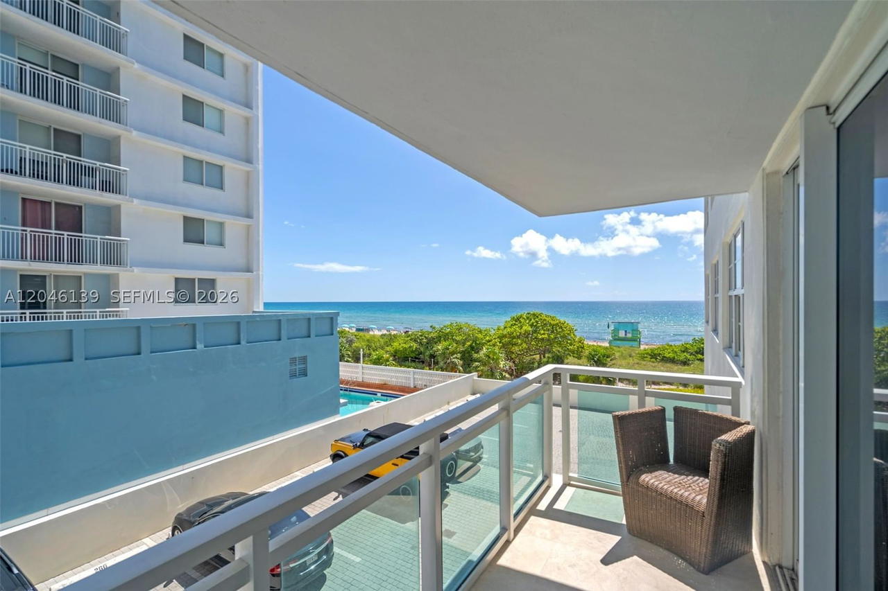 Real estate property located at 6917 Collins Ave #404, Miami-dade, The Collins Condo, Miami Beach, FL