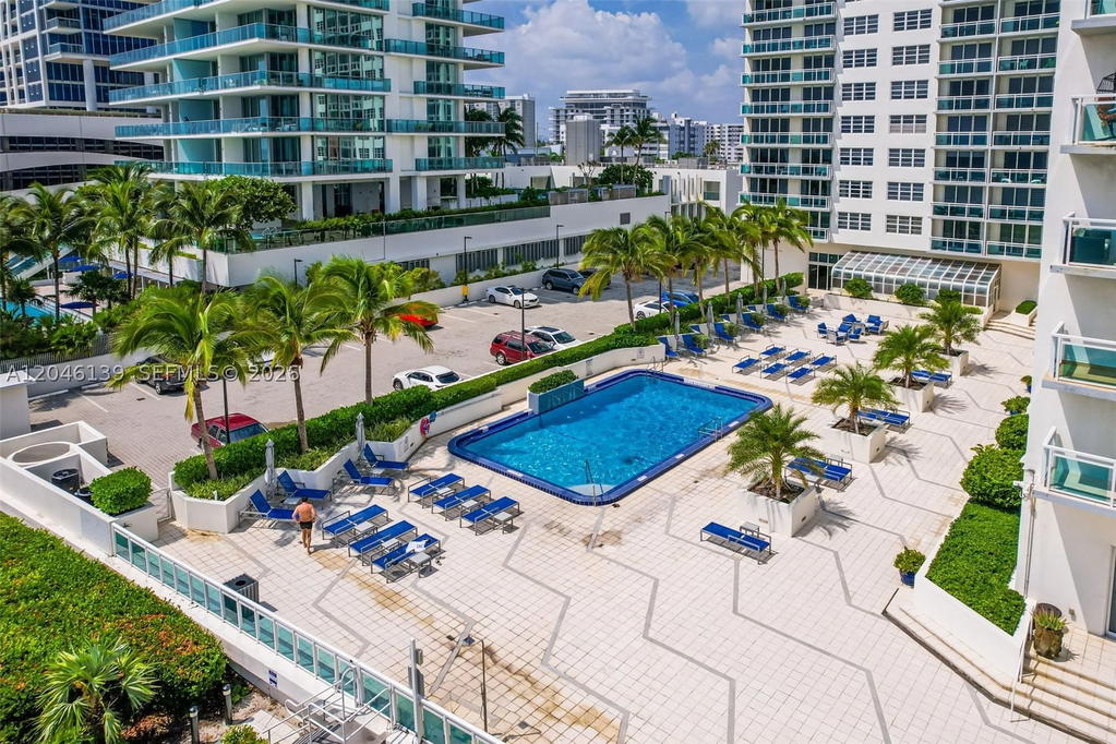 Real estate property located at 6917 Collins Ave #404, Miami-dade, The Collins Condo, Miami Beach, FL