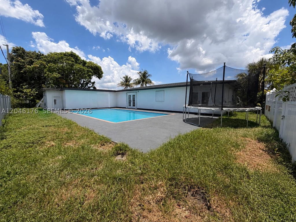 Real estate property located at 17130 42nd Ct, Miami-dade, Carol City 1 St Addn, Miami Gardens, FL