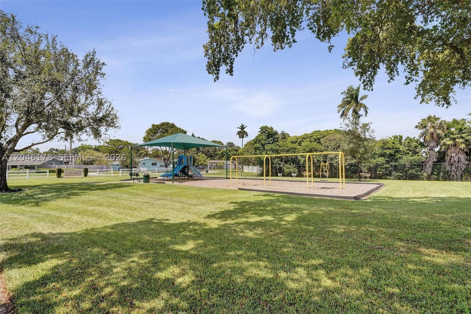 Real estate property located at 9120 49th St, Broward, Country Sec 2, Cooper City, FL