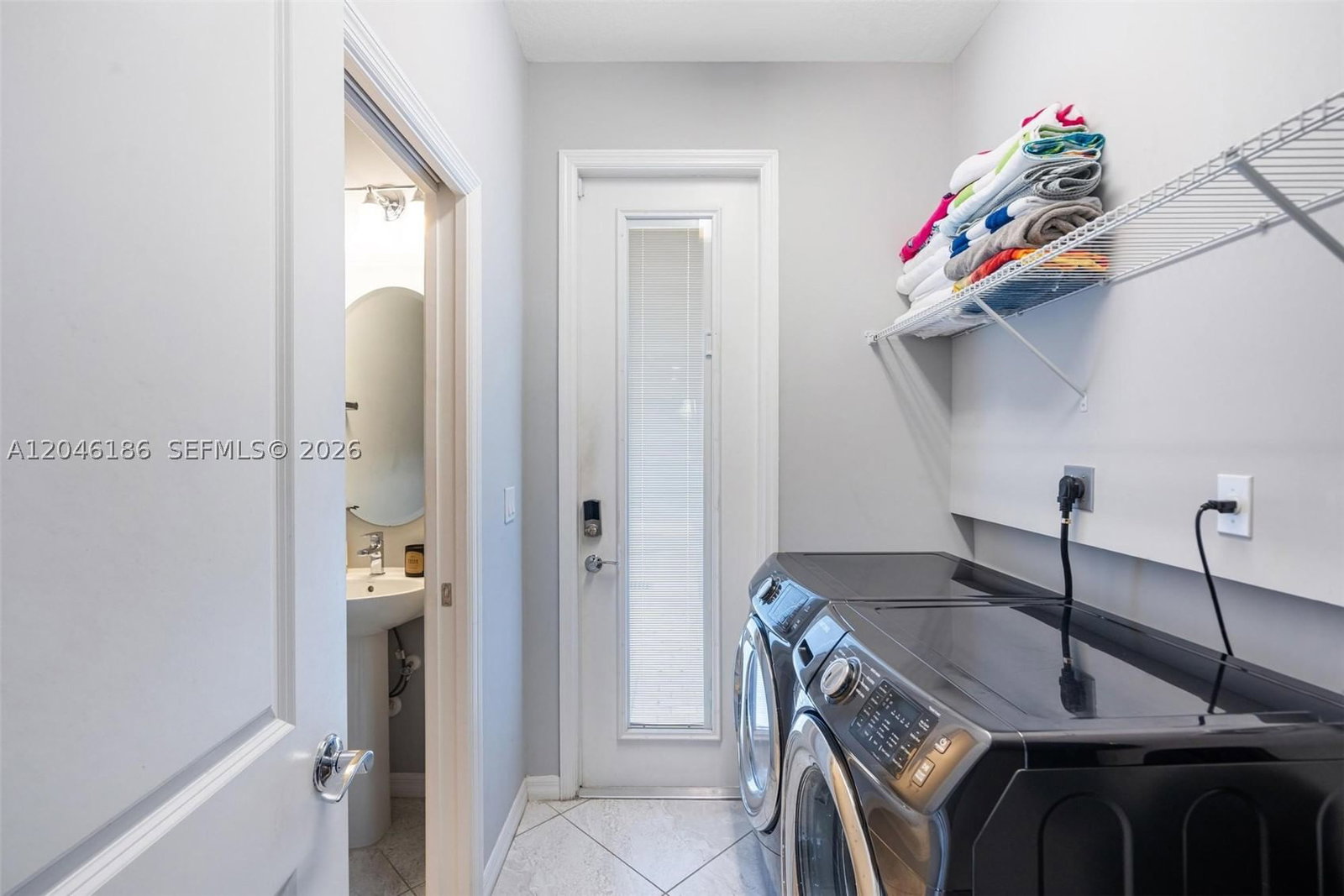 Real estate property located at 3944 Poinciana Ln, Broward, Hillcrest Country Club No, Hollywood, FL