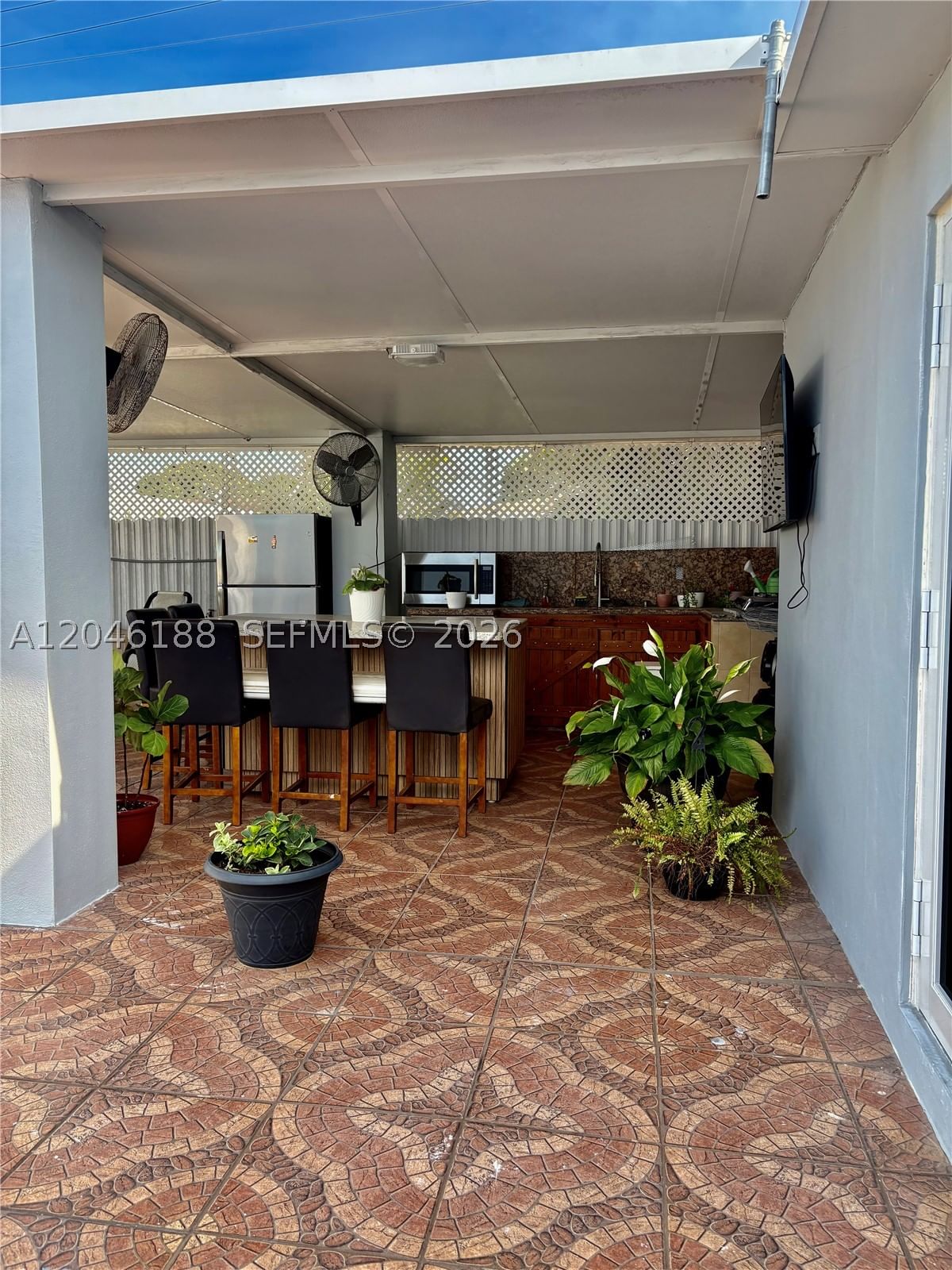 Real estate property located at 734 39th St, Miami-dade, Hialeah 14 Addn, Hialeah, FL
