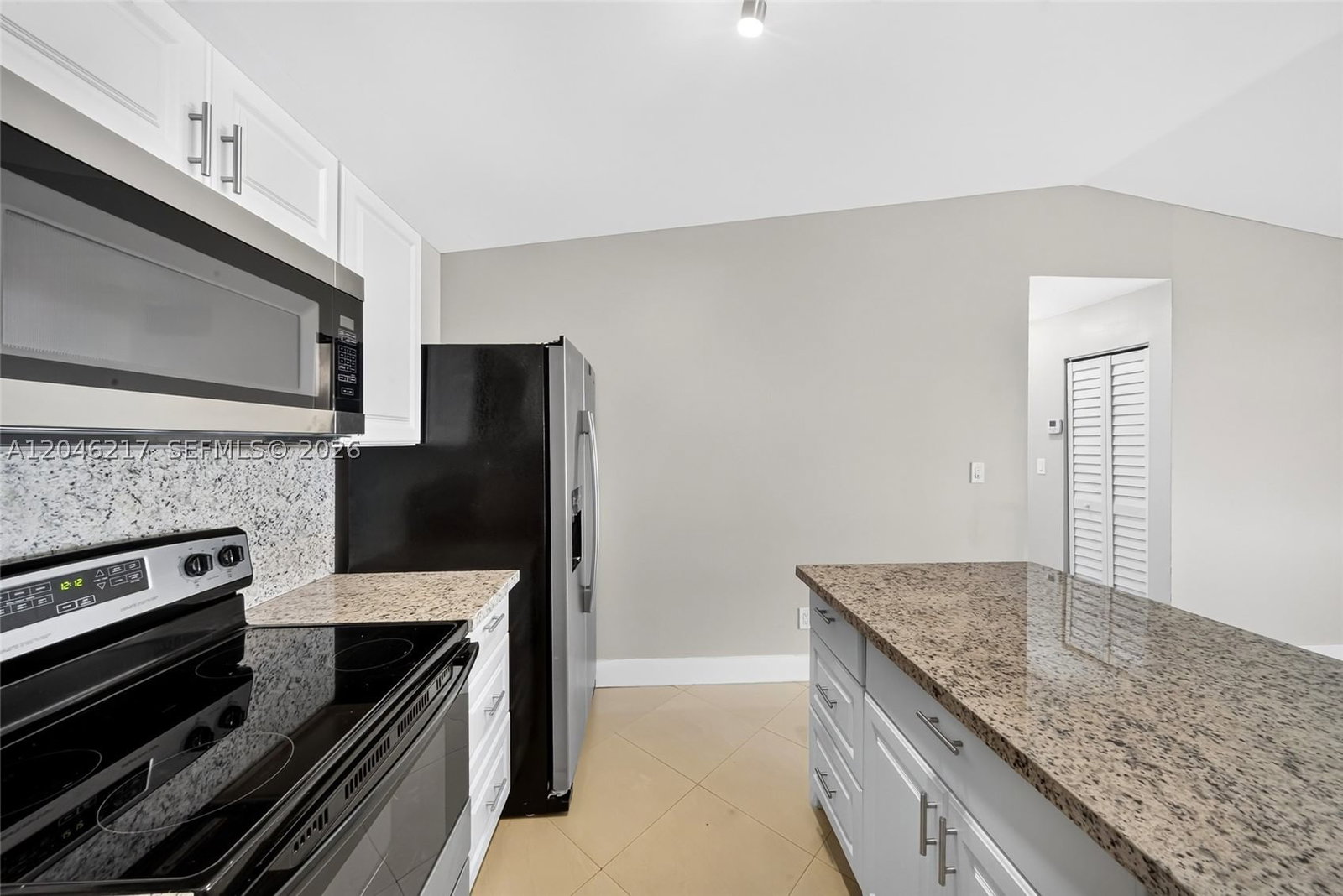 Real estate property located at 17501 142nd Ct, Miami-dade, Weitzer Serena Lakes West, Miami, FL