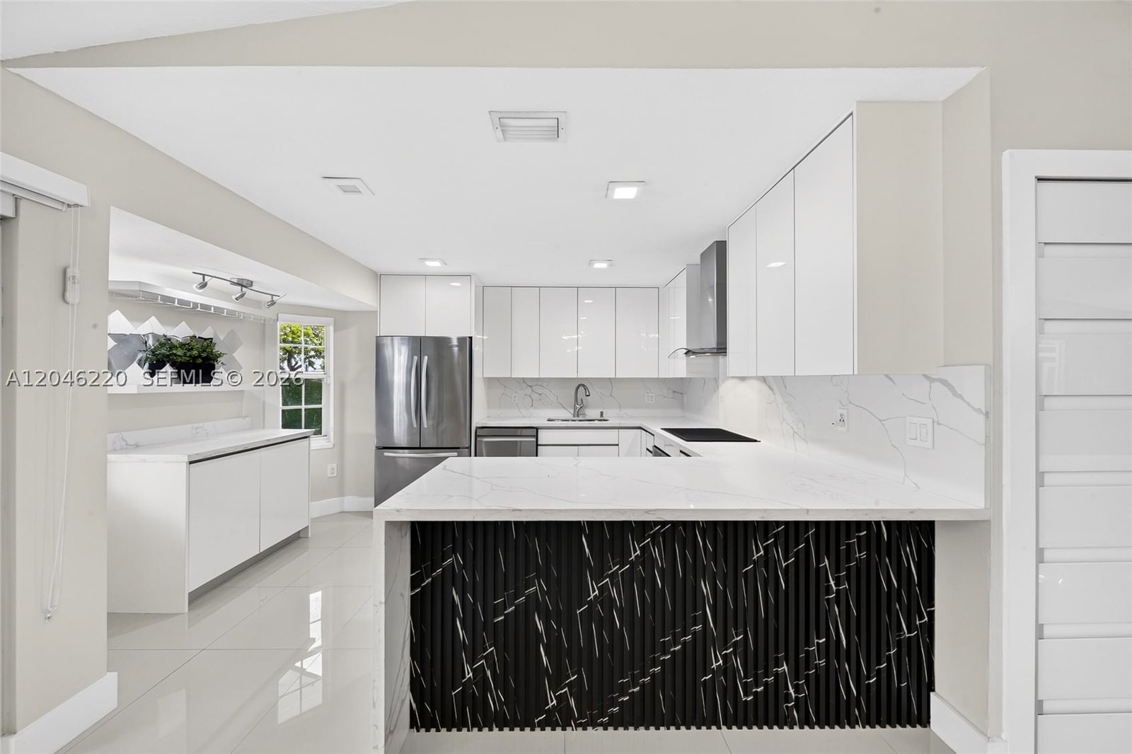 Real estate property located at 17280 146th Ct, Miami-dade, Majestic Homes, Miami, FL