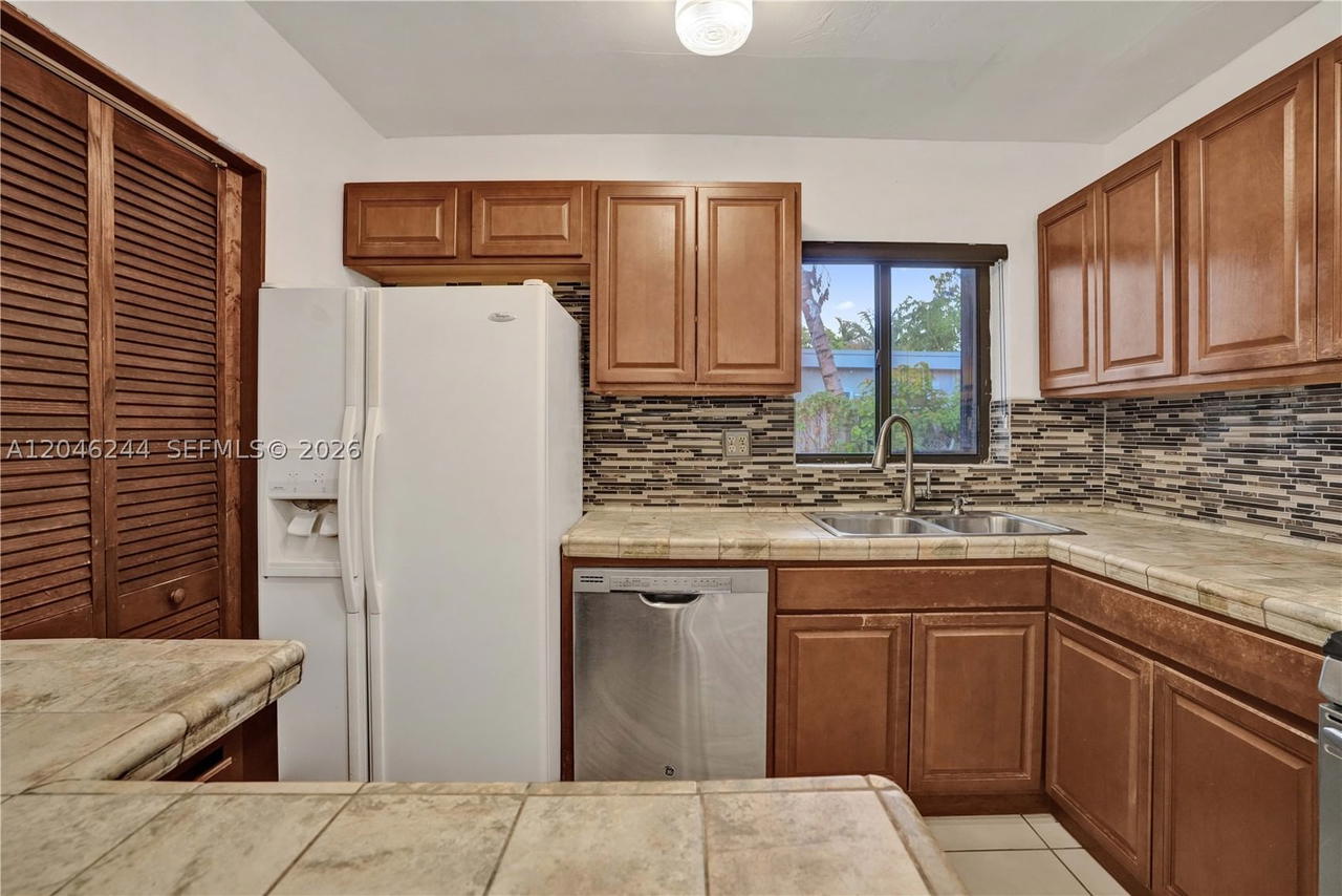 Real estate property located at 15551 101st Ave, Miami-dade, Fairway Estates Sec Two, Miami, FL