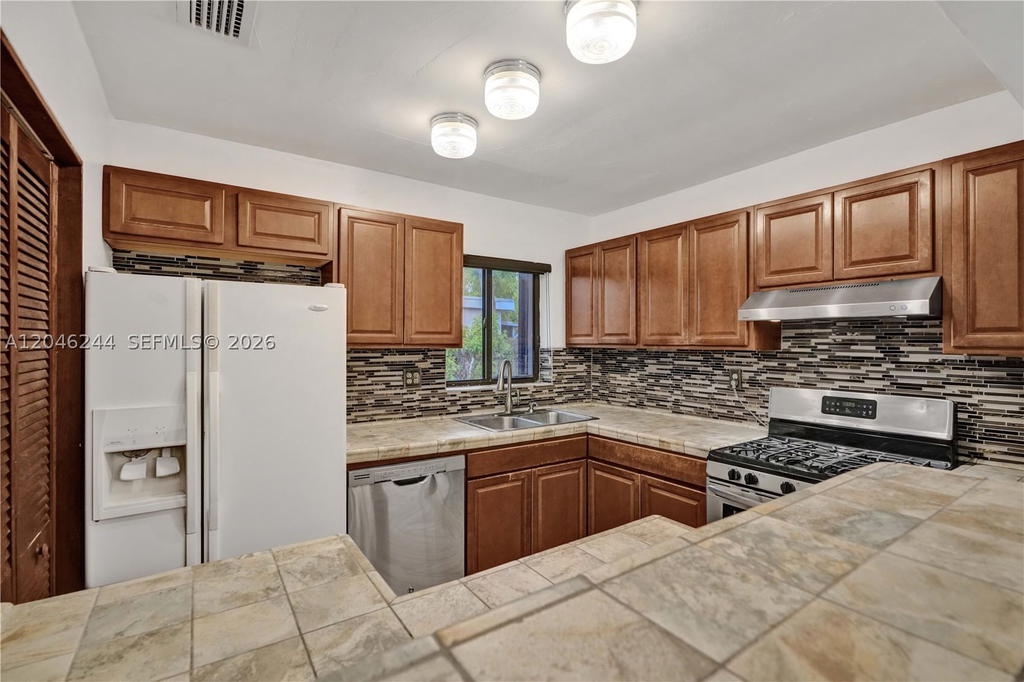 Real estate property located at 15551 101st Ave, Miami-dade, Fairway Estates Sec Two, Miami, FL