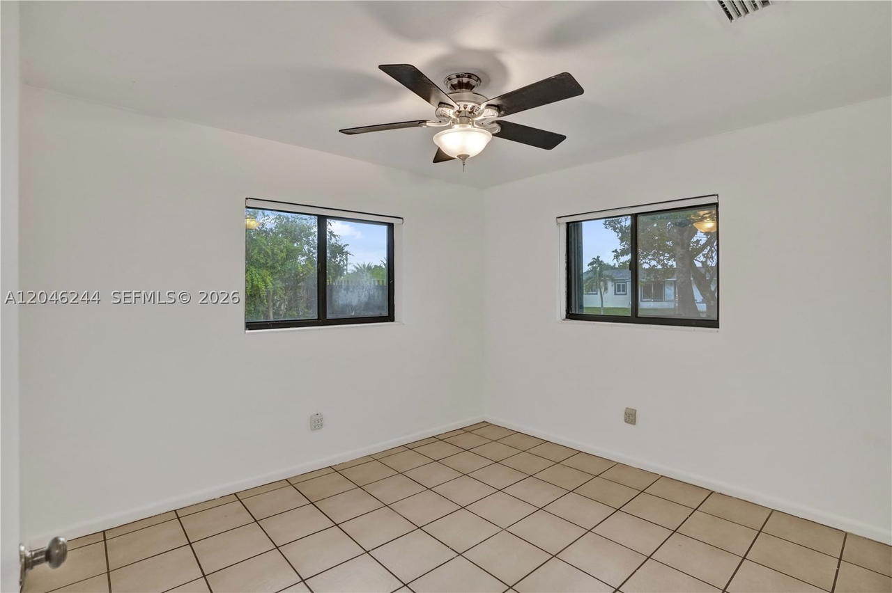 Real estate property located at 15551 101st Ave, Miami-dade, Fairway Estates Sec Two, Miami, FL