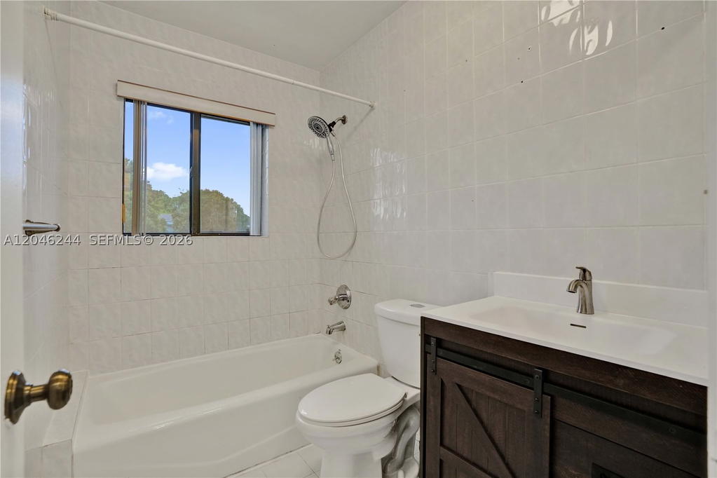 Real estate property located at 15551 101st Ave, Miami-dade, Fairway Estates Sec Two, Miami, FL