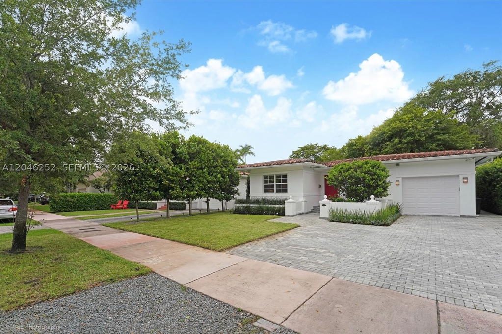 Real estate property located at 1556 Catalonia Ave, Miami-dade, Coral Gables Country Club, Coral Gables, FL