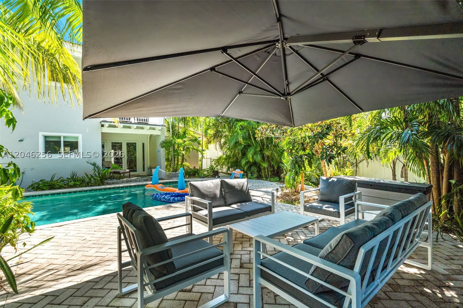 Real estate property located at 517 2nd Pl, Broward, Royal Palm Vista, Dania Beach, FL