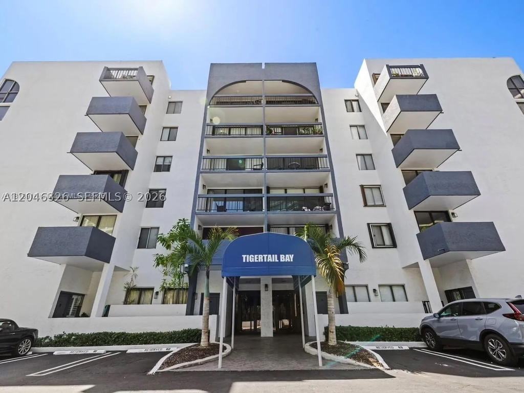 Real estate property located at 2715 Tigertail Ave #102, Miami-dade, Tigertail Bay Condo, Miami, FL