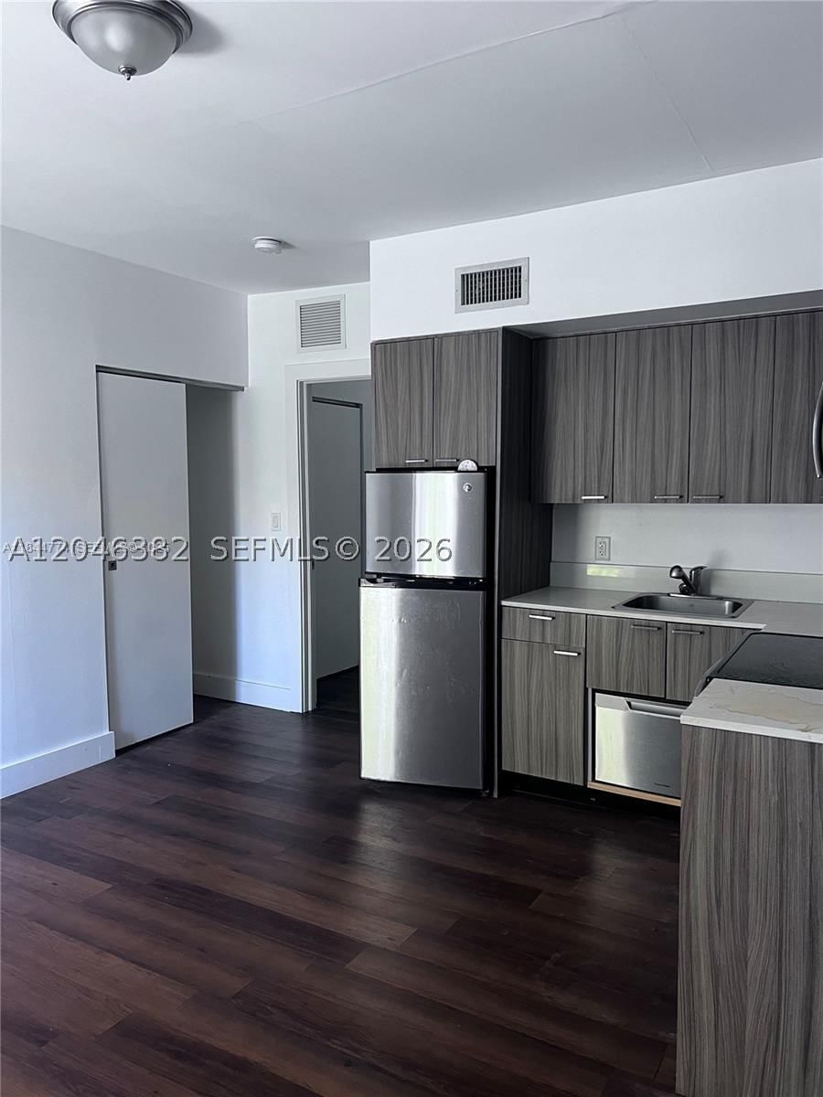 Real estate property located at 557 Michigan Ave #115, Miami-dade, 551/557 Michigan Condo, Miami Beach, FL