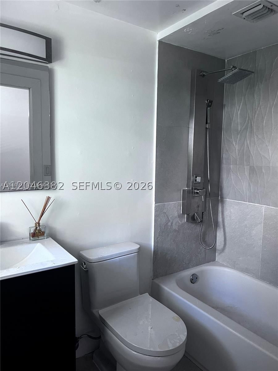 Real estate property located at 557 Michigan Ave #115, Miami-dade, 551/557 Michigan Condo, Miami Beach, FL