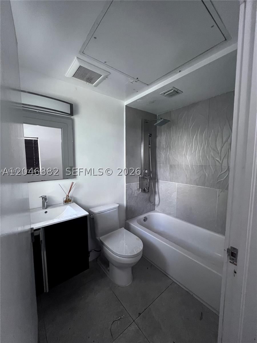Real estate property located at 557 Michigan Ave #115, Miami-dade, 551/557 Michigan Condo, Miami Beach, FL