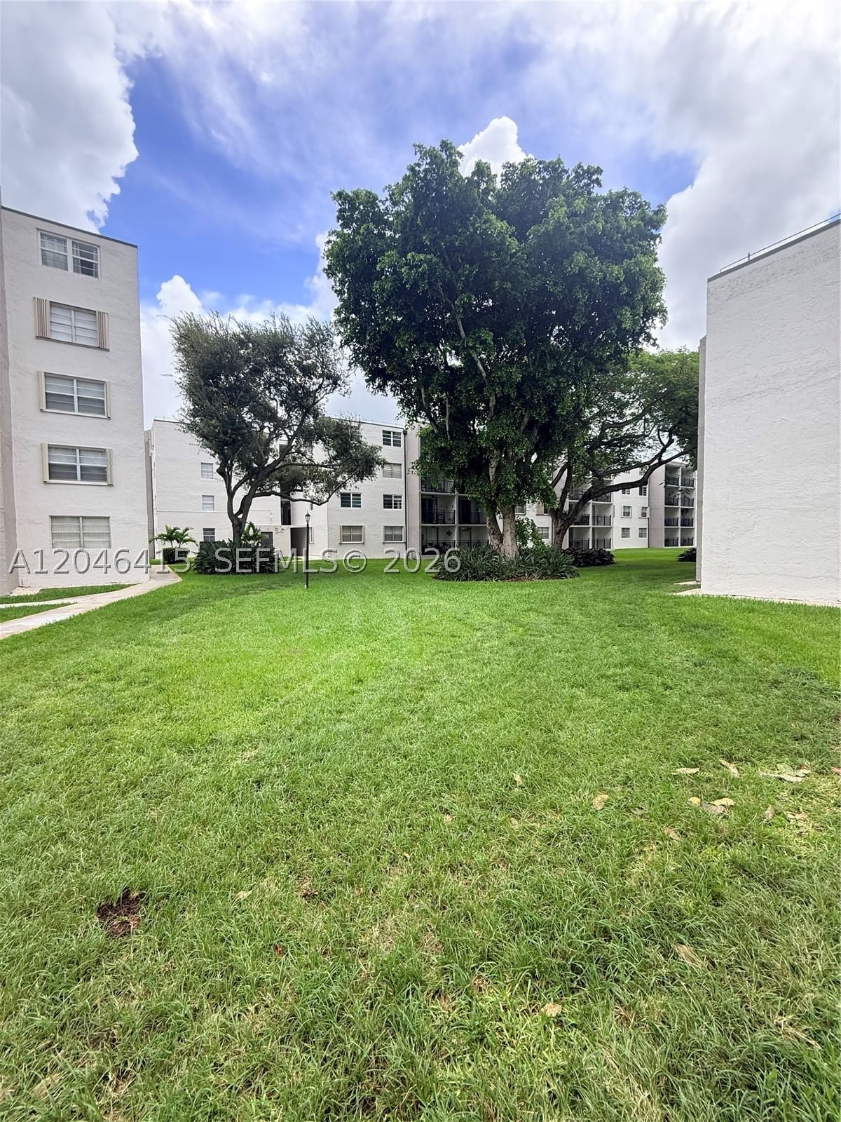 Real estate property located at 14155 87th St #404-E, Miami-dade, El Conquistador South Con, Miami, FL