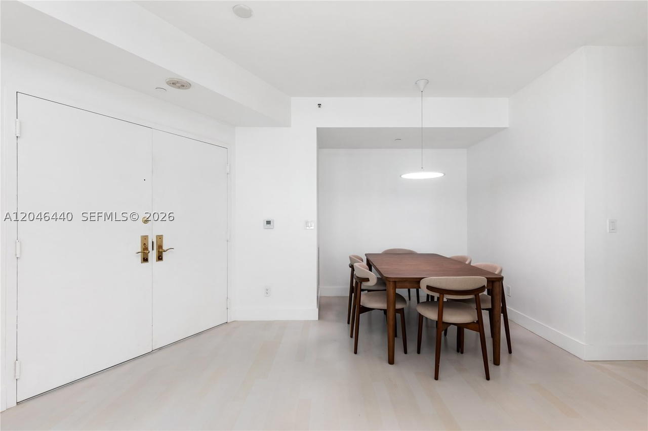 Real estate property located at 300 Pointe Dr #907, Miami-dade, Portofino Tower Condo, Miami Beach, FL