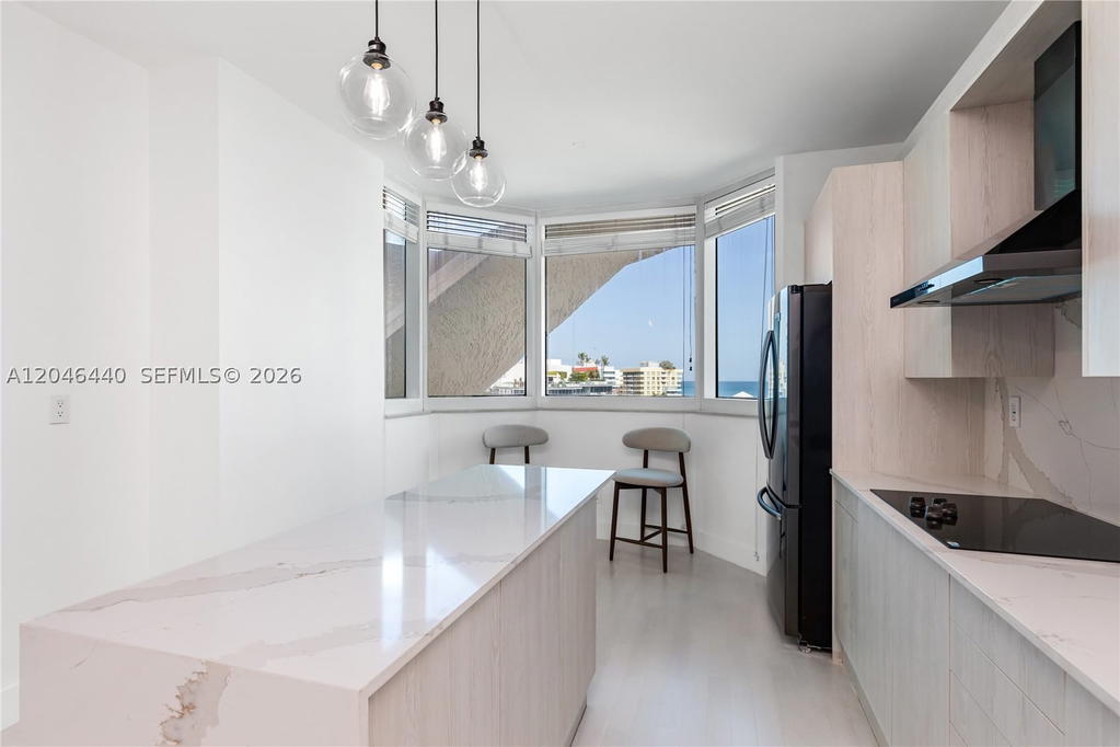 Real estate property located at 300 Pointe Dr #907, Miami-dade, Portofino Tower Condo, Miami Beach, FL