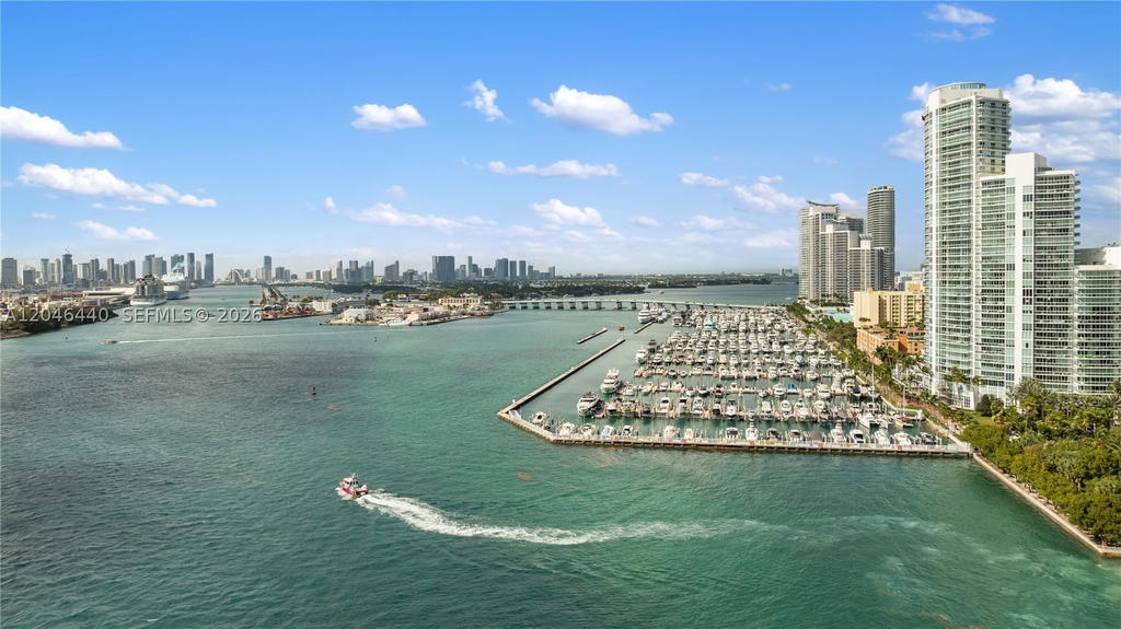 Real estate property located at 300 Pointe Dr #907, Miami-dade, Portofino Tower Condo, Miami Beach, FL