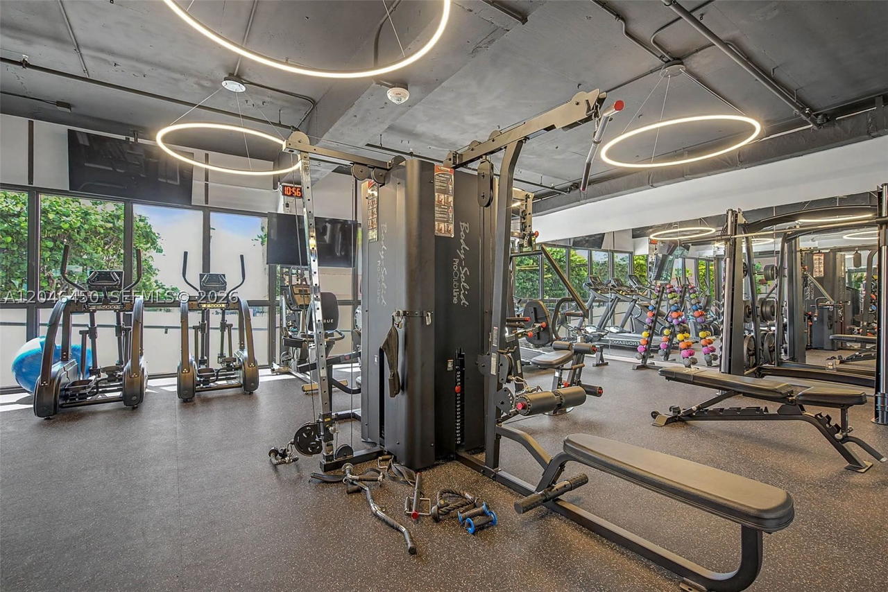 Real estate property located at 2555 Collins Ave #1814, Miami-dade, Club Atlantis Condo, Miami Beach, FL