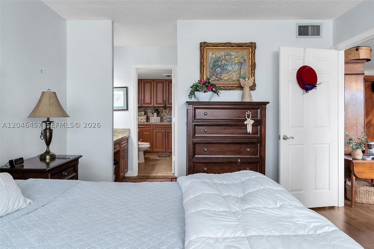 Real estate property located at 2603 103rd Ave #310, Broward, Sunrise Lakes 190 Condo, Sunrise, FL