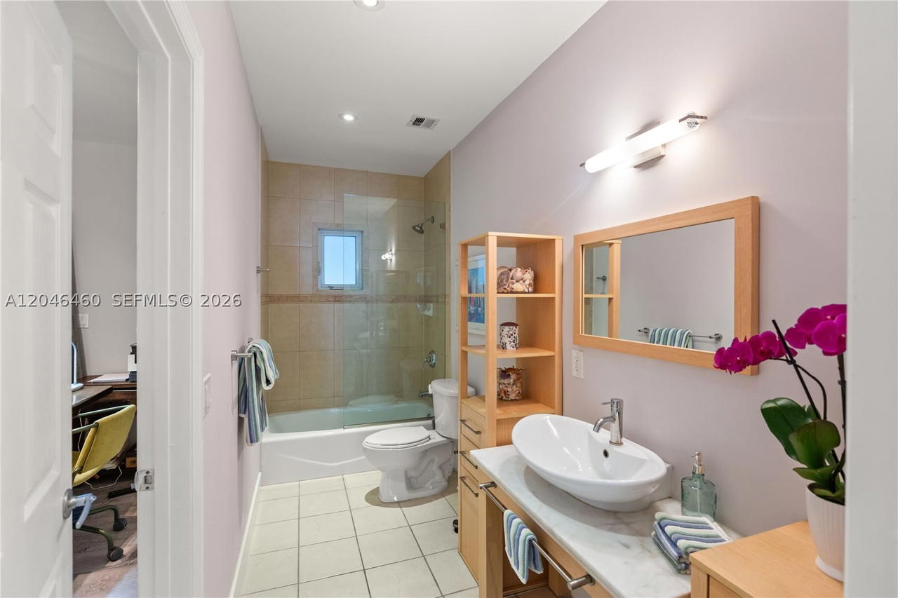 Real estate property located at 737 Alhambra Cir, Miami-dade, Coral Gables Sec B, Coral Gables, FL