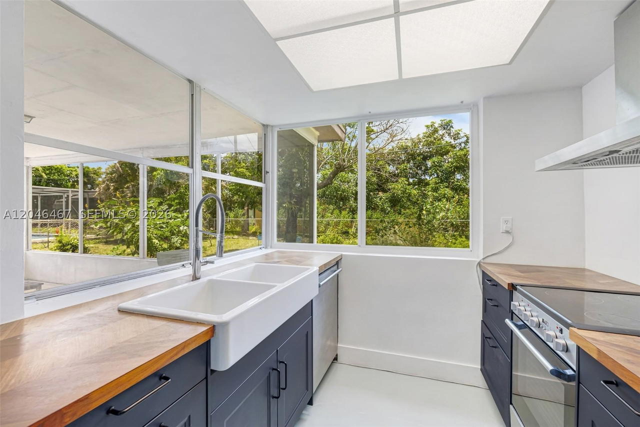 Real estate property located at 3620 24th St, Broward, Lauderdale Lakes East Gat, Lauderdale Lakes, FL