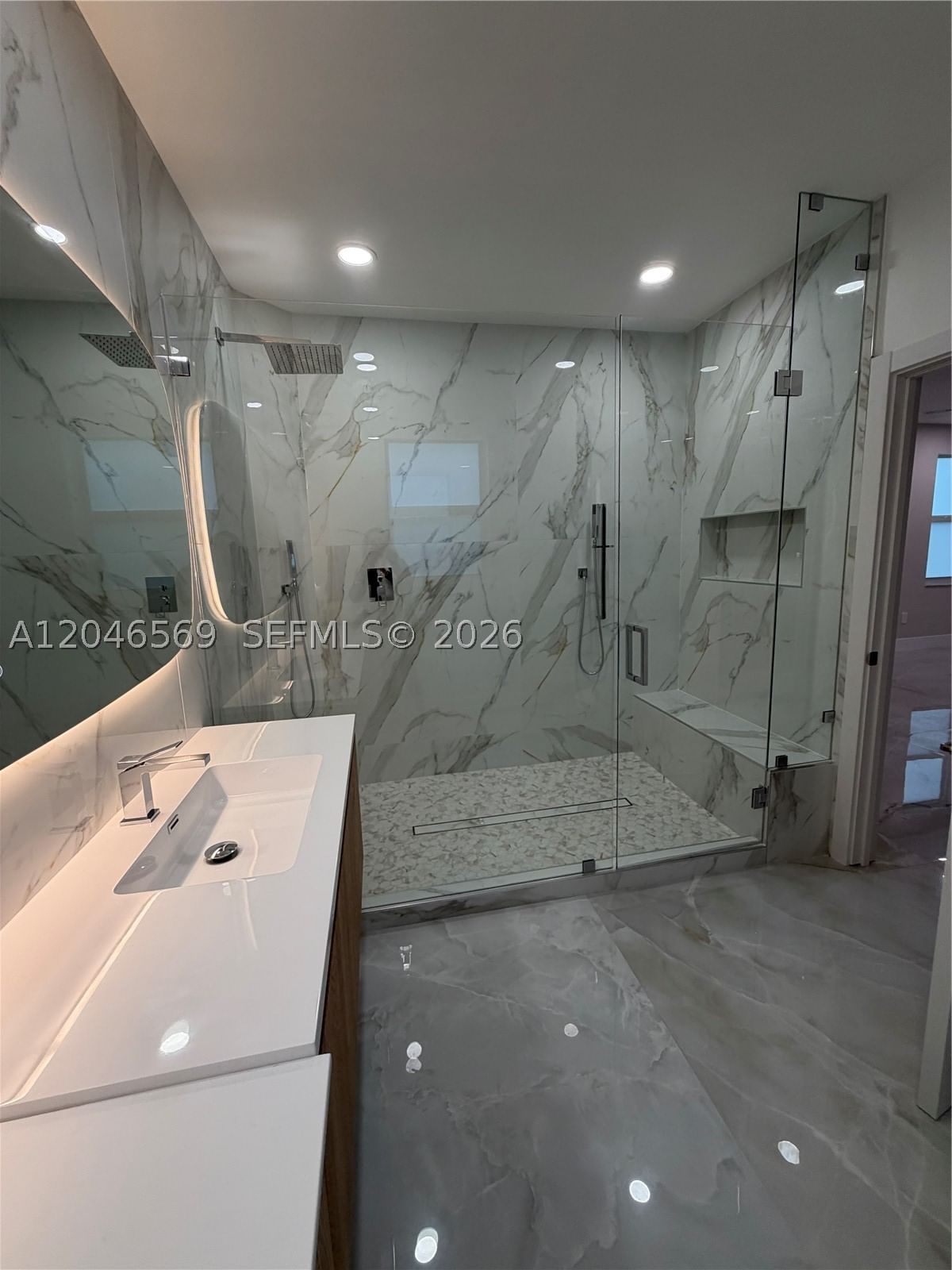 Real estate property located at 4499 93rd Doral Ct, Miami-dade, Doral Estates Villas, Doral, FL