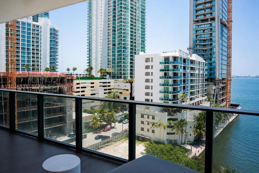 Real estate property located at 460 28th St #802, Miami-dade, Icon Bay Condo, Miami, FL