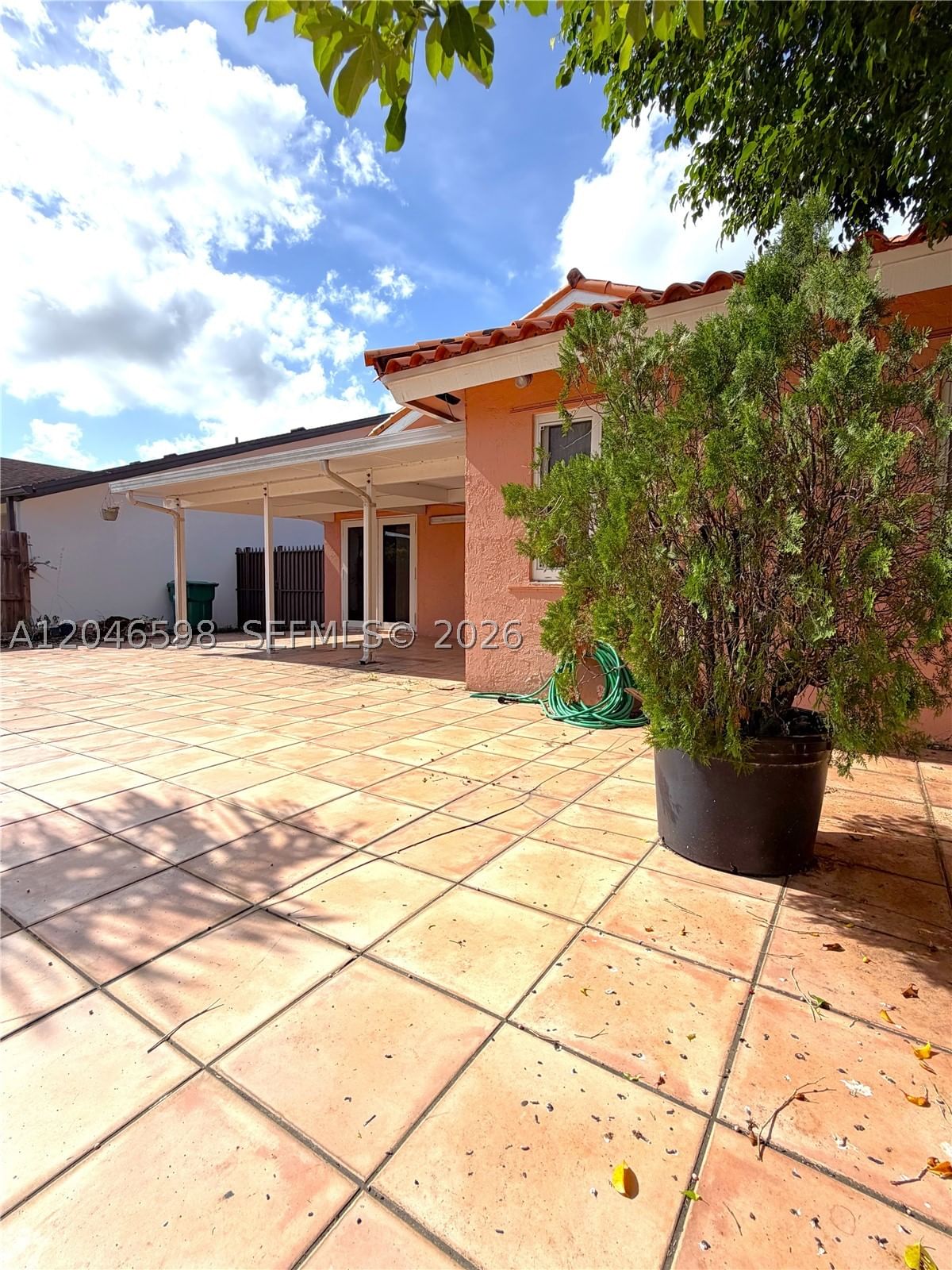 Real estate property located at 14225 55th St, Miami-dade, Bird Lakes South Sec 2, Miami, FL