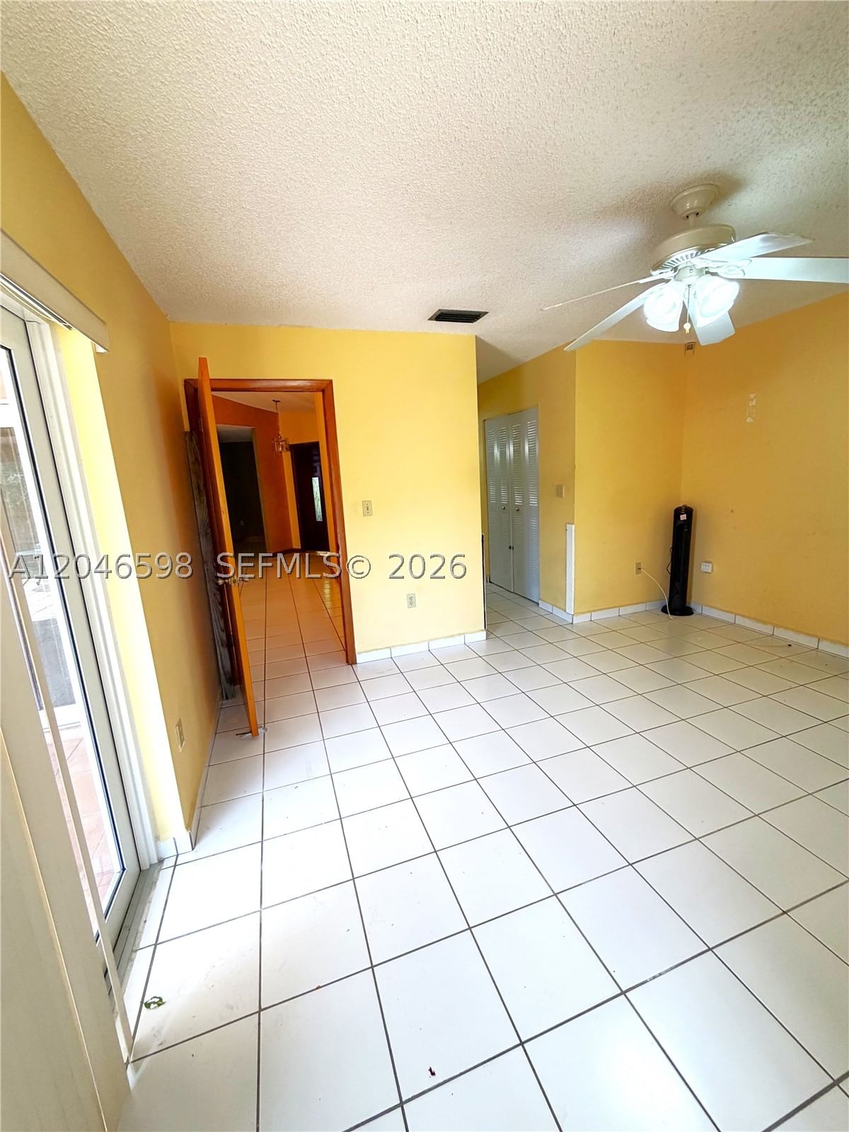 Real estate property located at 14225 55th St, Miami-dade, Bird Lakes South Sec 2, Miami, FL