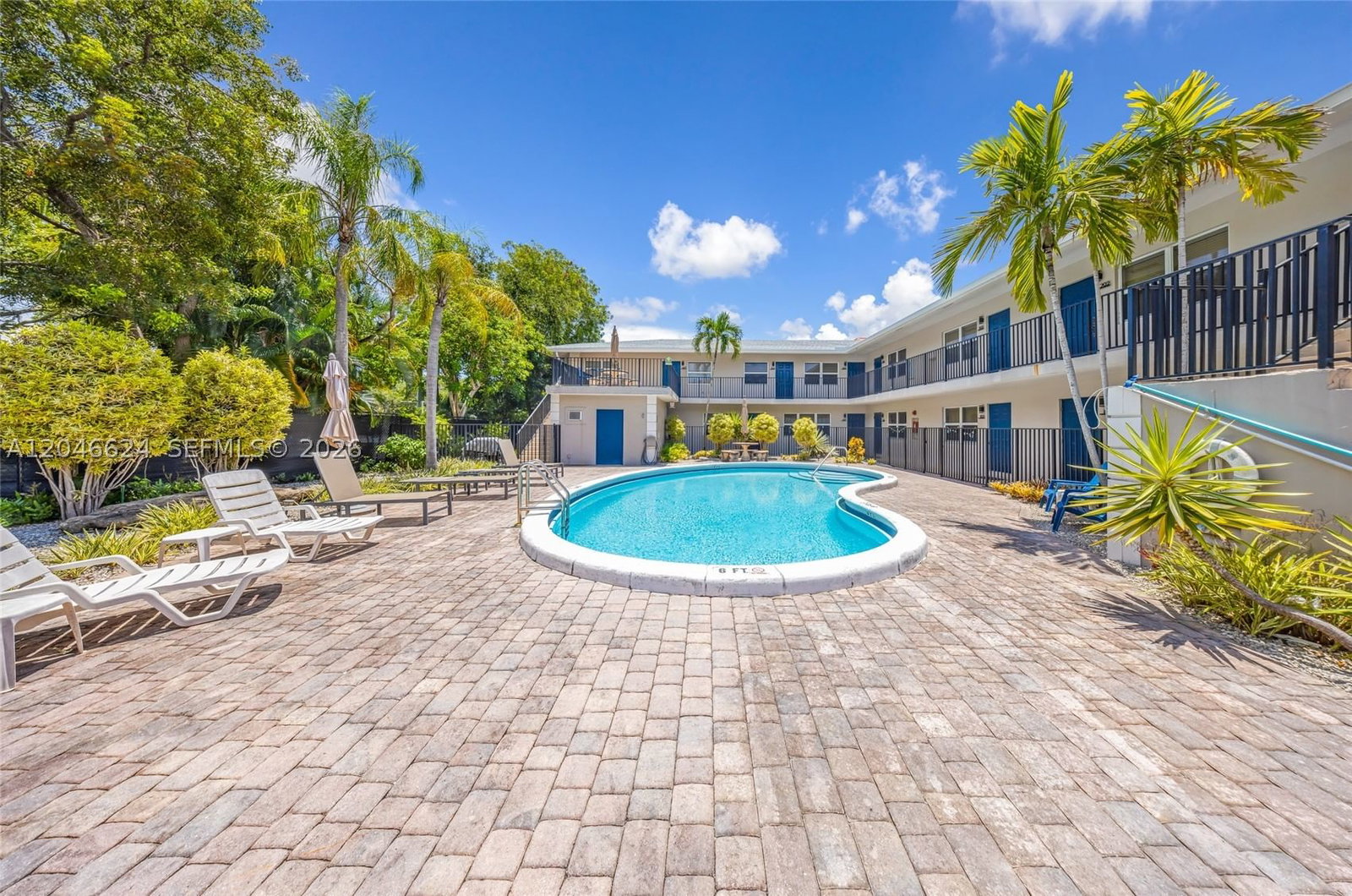 Real estate property located at 660 11th Ave #102, Broward, Capri Courts Condo, Fort Lauderdale, FL
