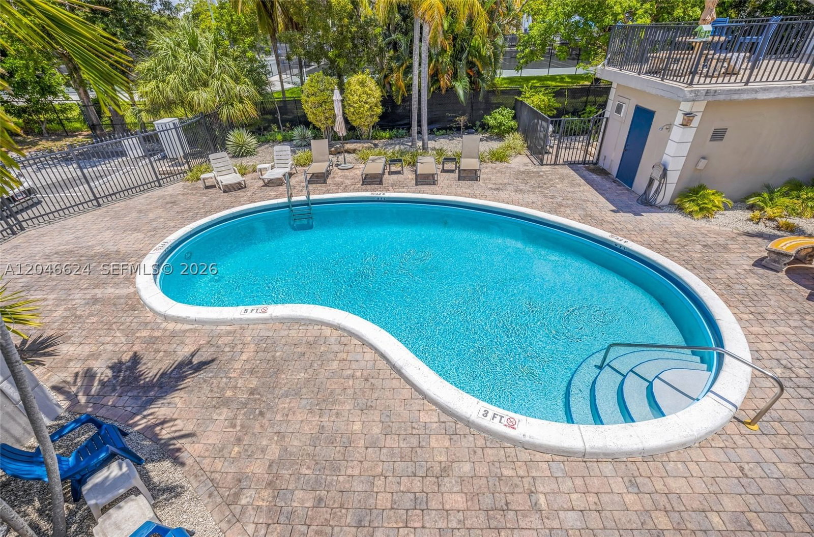Real estate property located at 660 11th Ave #102, Broward, Capri Courts Condo, Fort Lauderdale, FL