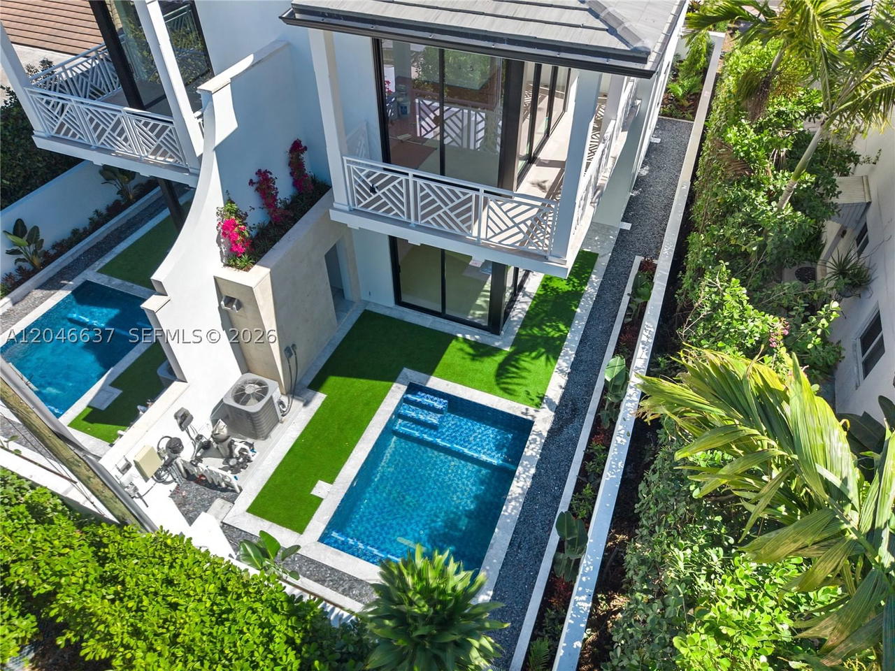 Real estate property located at 2712 Le Jeune Rd, Miami-dade, Coral Gables Biltmore Sec, Coral Gables, FL