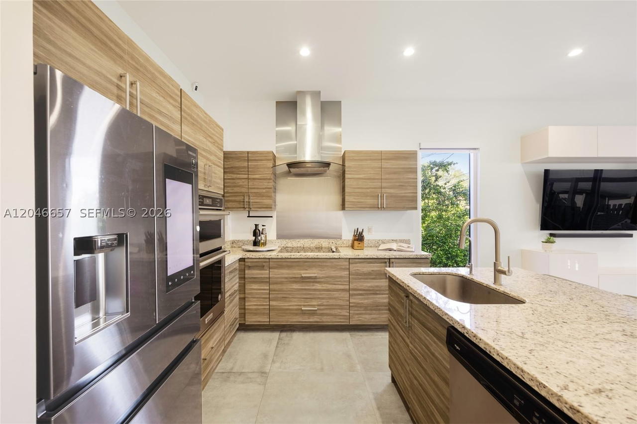 Real estate property located at 3655 25th St #3655, Miami-dade, Silver Bluff Homesites, Miami, FL