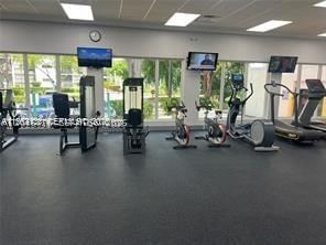 Real estate property located at 17021 Bay Rd #124, Miami-dade, Plaza Of Americas Condo P, Sunny Isles Beach, FL