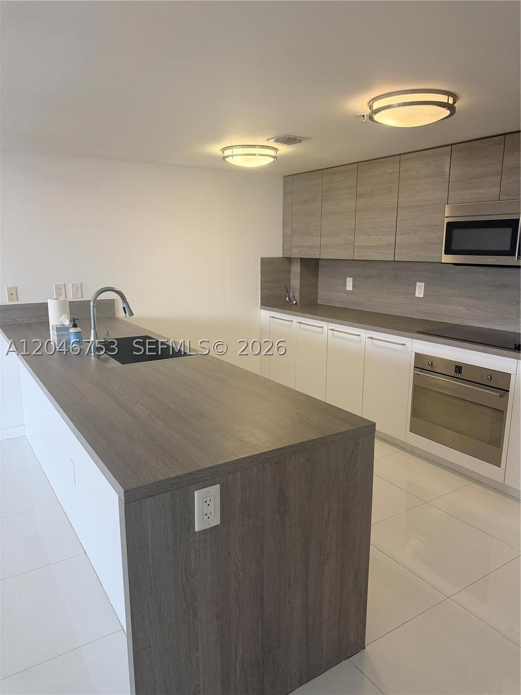 Real estate property located at , Miami-dade, 400 Sunny Isles Condo Wes, Sunny Isles Beach, FL