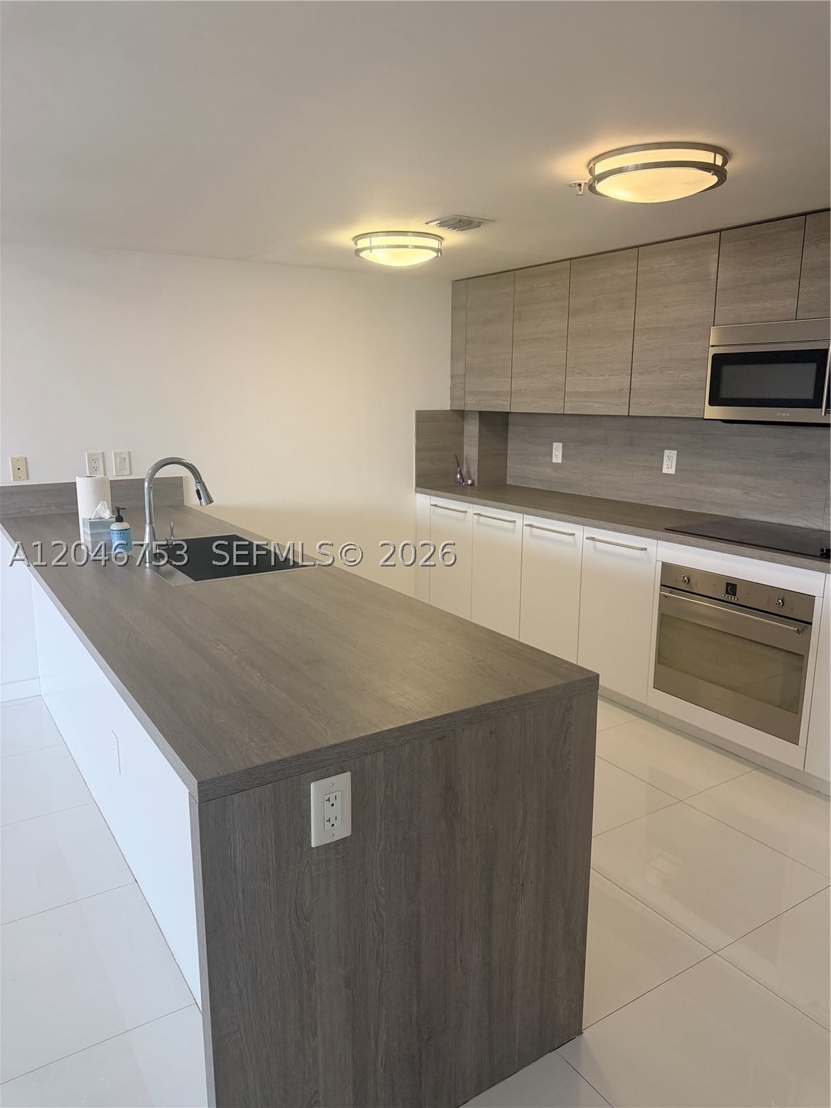 Real estate property located at , Miami-dade, 400 Sunny Isles Condo Wes, Sunny Isles Beach, FL