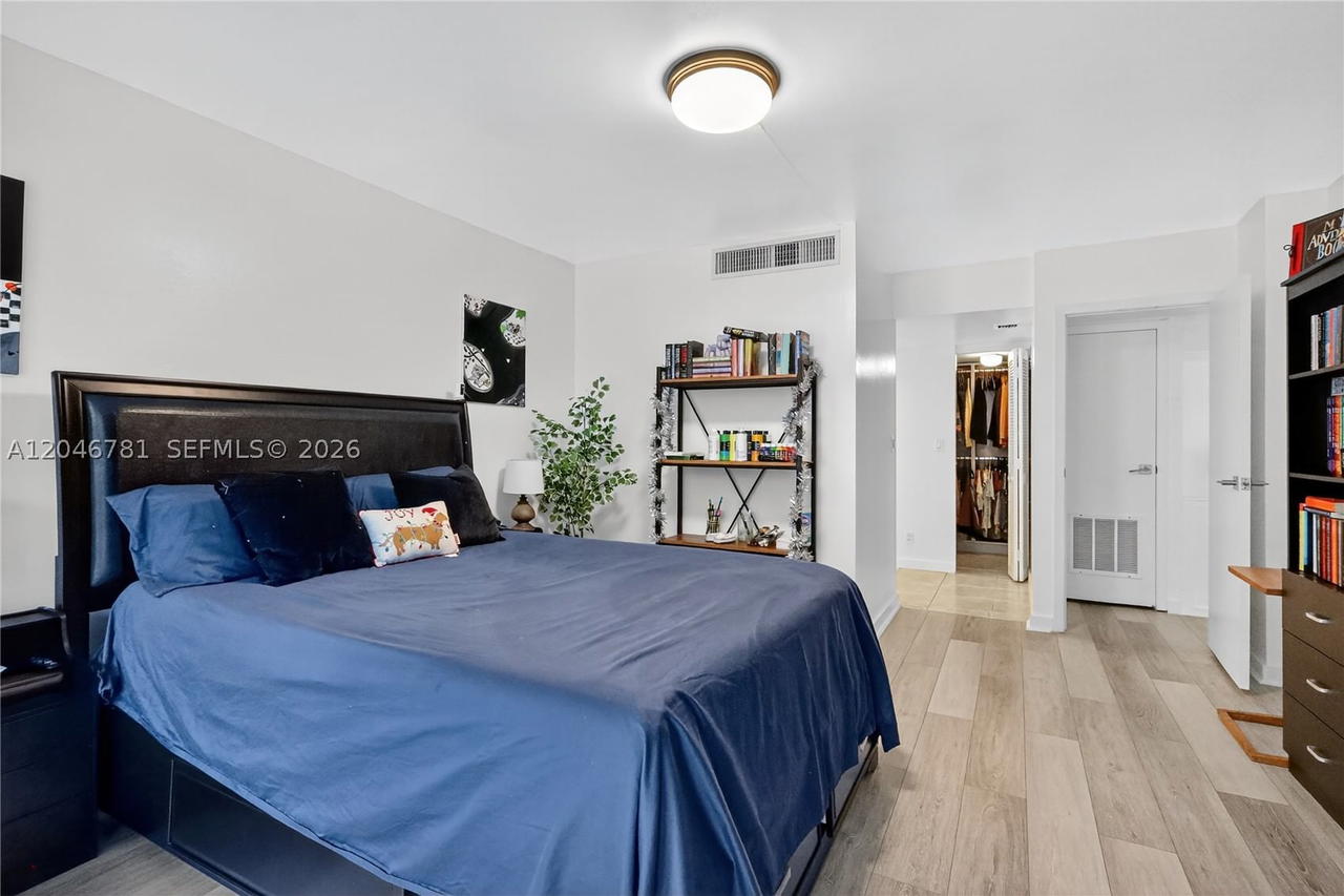 Real estate property located at 3401 Country Club Dr #109, Miami-dade, Ensenada Condo Bldg E-ii, Aventura, FL