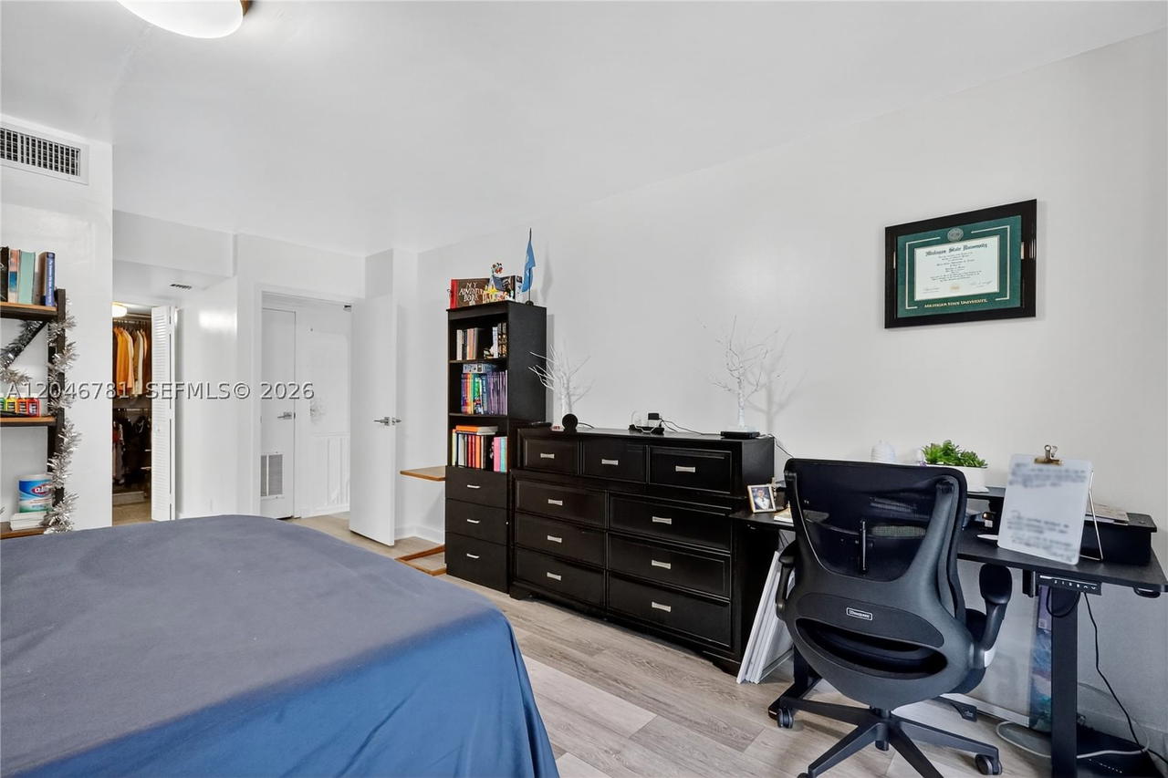 Real estate property located at 3401 Country Club Dr #109, Miami-dade, Ensenada Condo Bldg E-ii, Aventura, FL