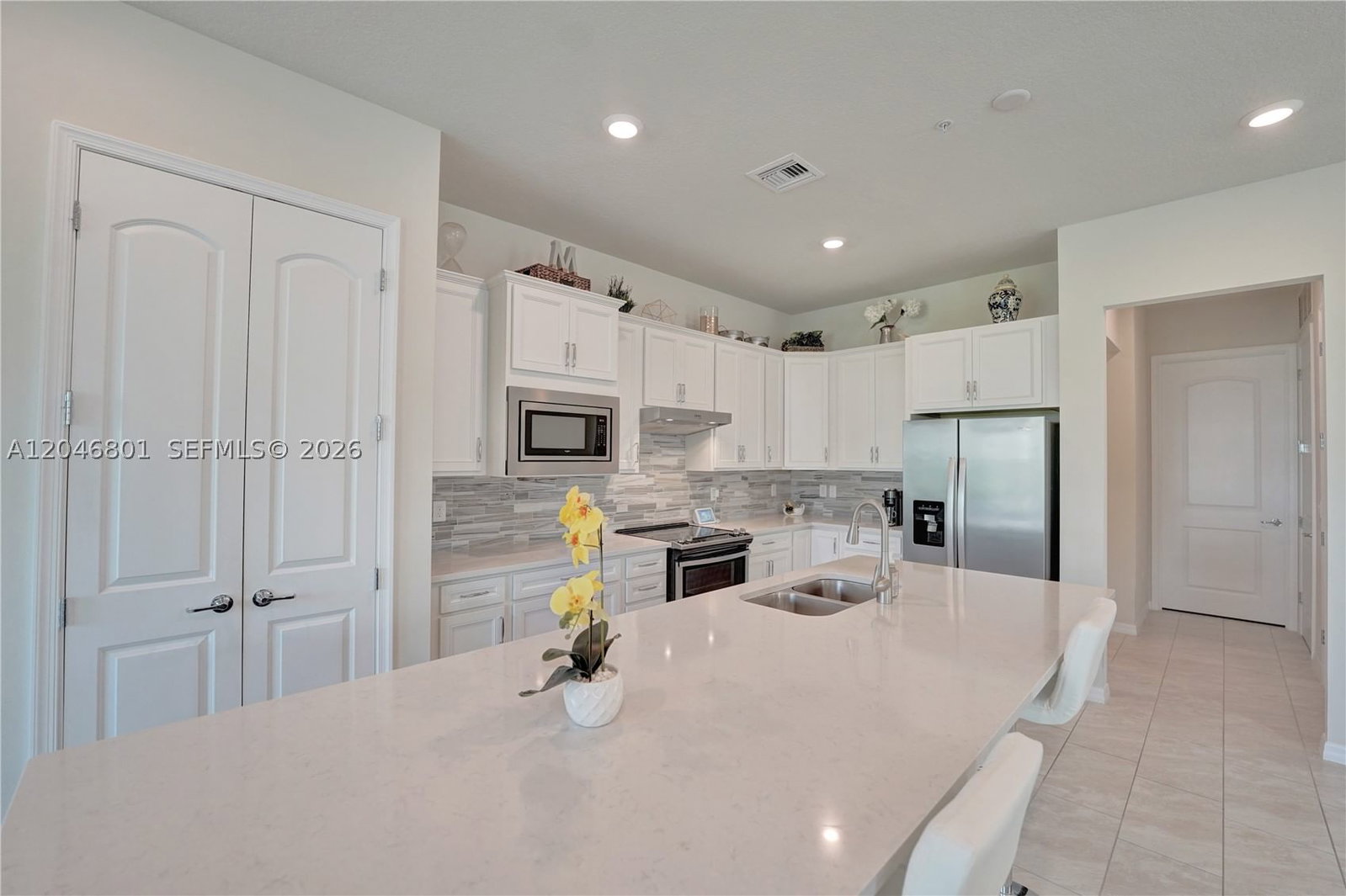 Real estate property located at 21982 Canadensis Cir #101, Palm Beach, Boca Flores Condo, Boca Raton, FL