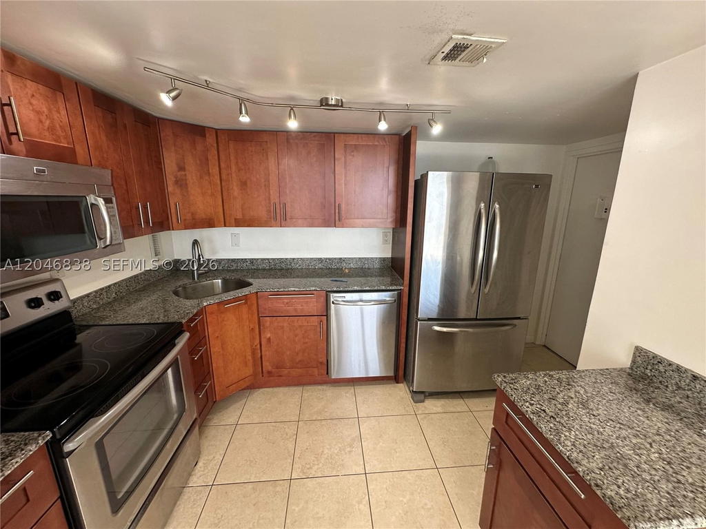 Real estate property located at 1865 79th St Cswy #8K, Miami-dade, Kennedy House, Miami, FL