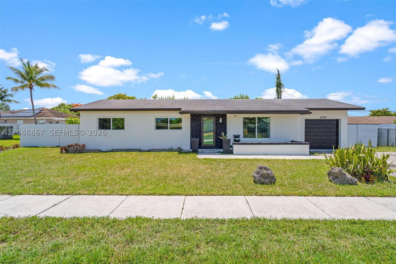 Real estate property located at 16700 102nd Pl, Miami-dade, Samson Highlands, Miami, FL