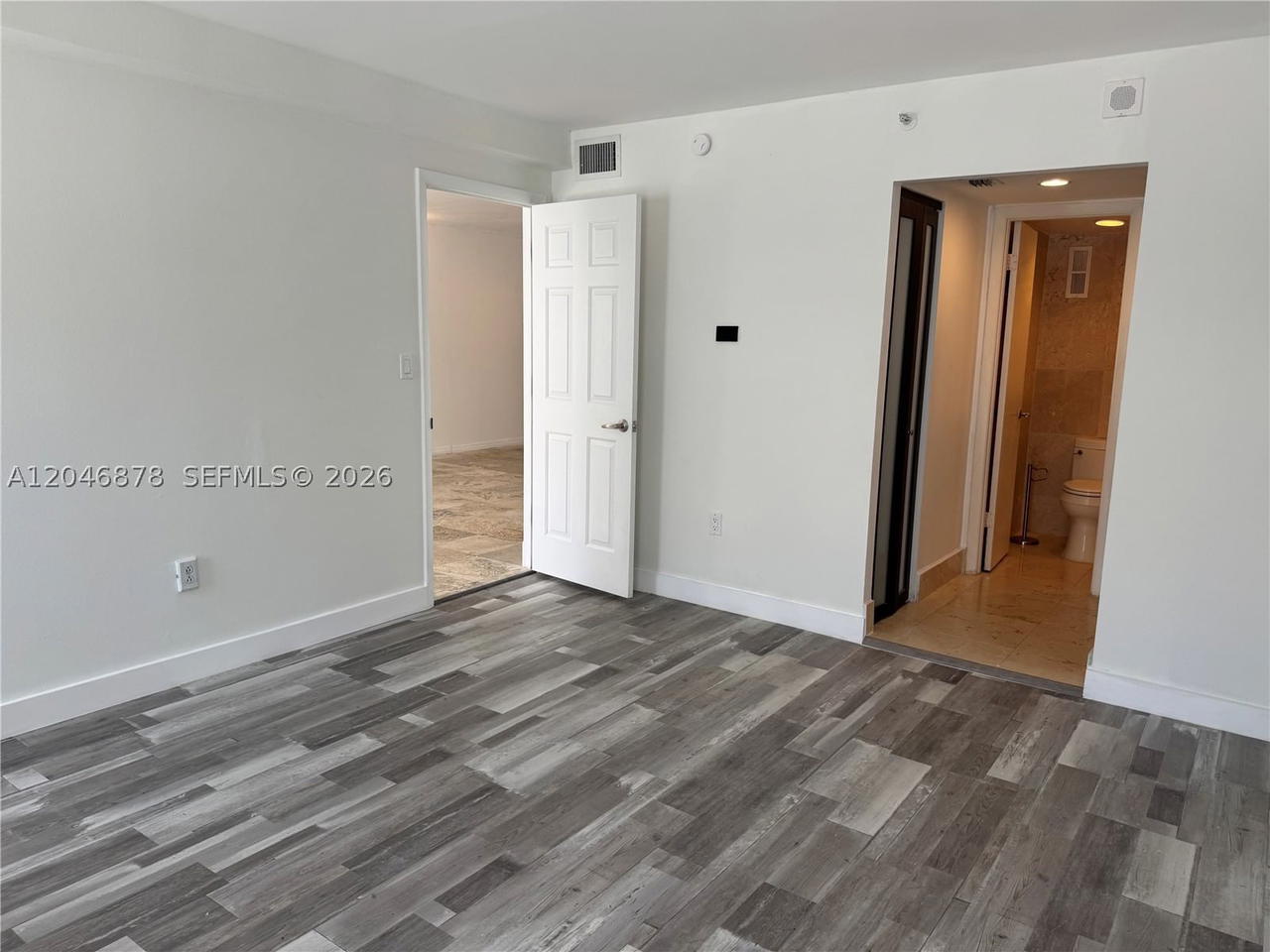 Real estate property located at 1345 West Ave #202, Miami-dade, Golden West Condo, Miami Beach, FL