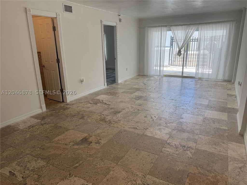 Real estate property located at 1345 West Ave #202, Miami-dade, Golden West Condo, Miami Beach, FL