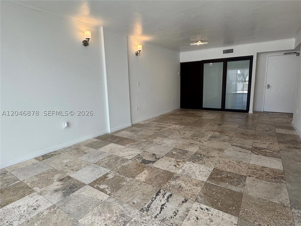Real estate property located at 1345 West Ave #202, Miami-dade, Golden West Condo, Miami Beach, FL