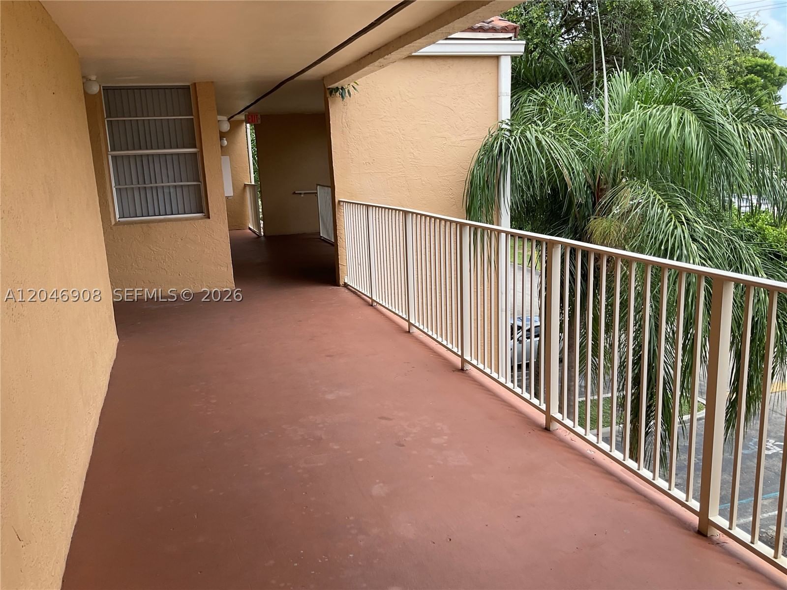 Real estate property located at 8282 24th St #8282, Broward, Coral Springs Estate Town, Coral Springs, FL