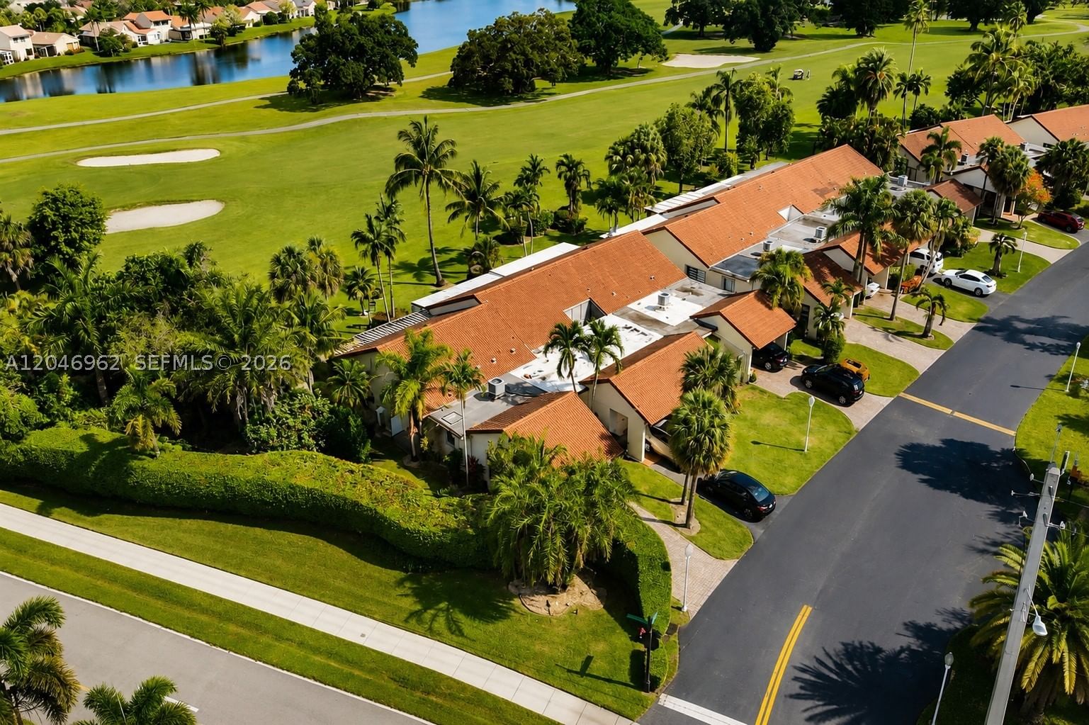 Real estate property located at 391 Ivy Ln #1, Broward, Villas Of Bonaventure At, Weston, FL