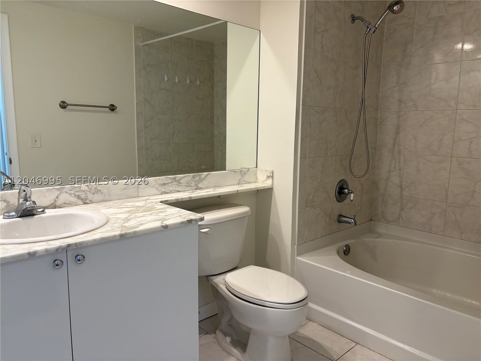 Real estate property located at 2775 187 St #628, Miami-dade, Venture At Aventura West, Aventura, FL