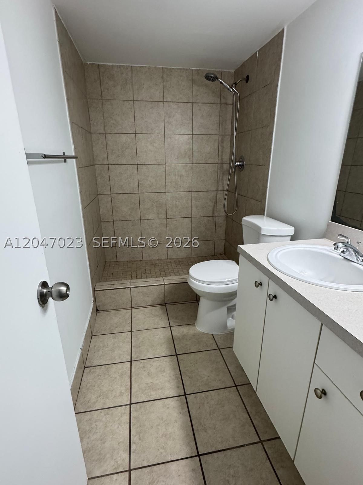 Real estate property located at 411 Executive Center Dr #203, Palm Beach, Clear Lake Palms Condo, West Palm Beach, FL